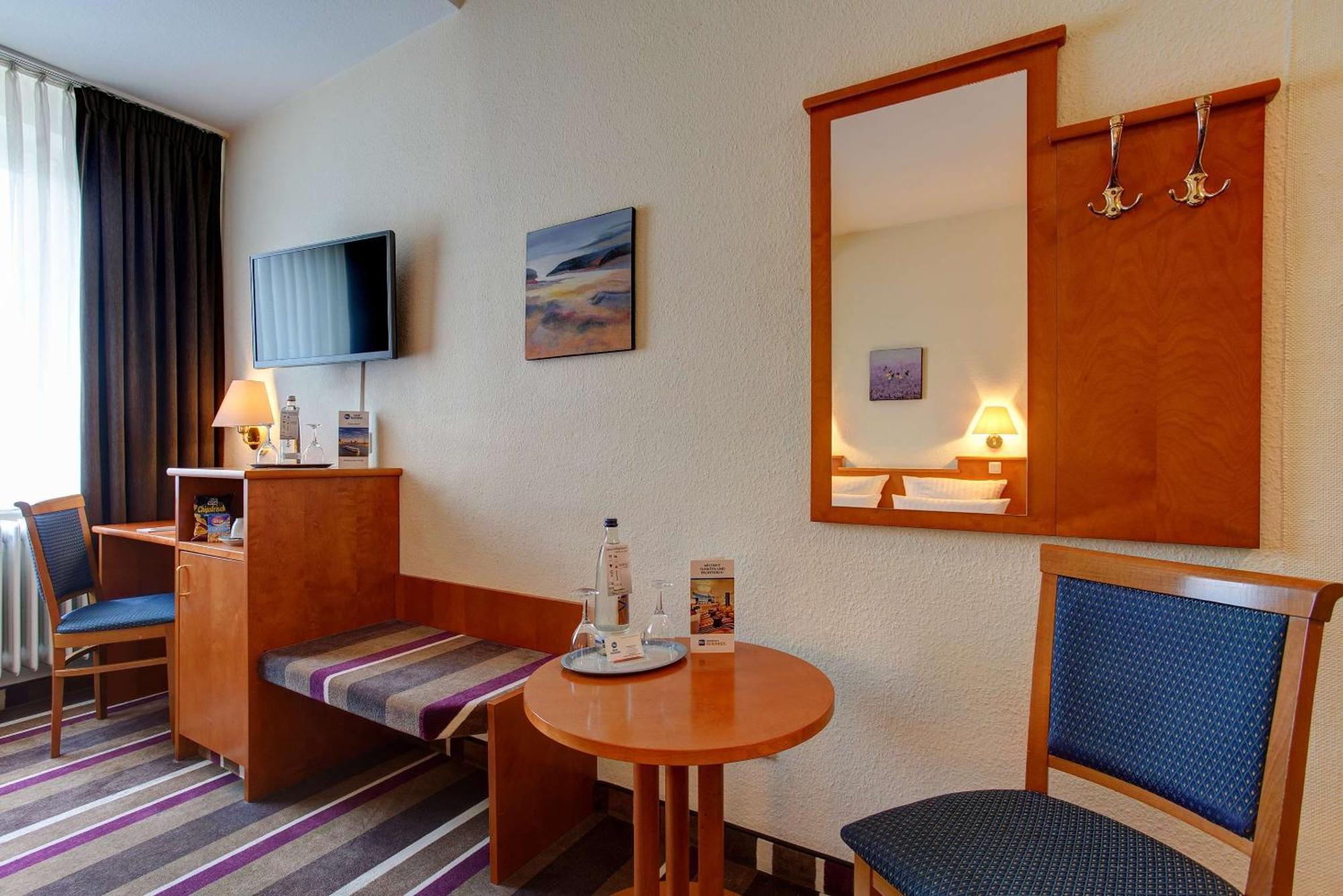 Sure Hotel By Best Western Ambassador Duesseldorf Kültér fotó
